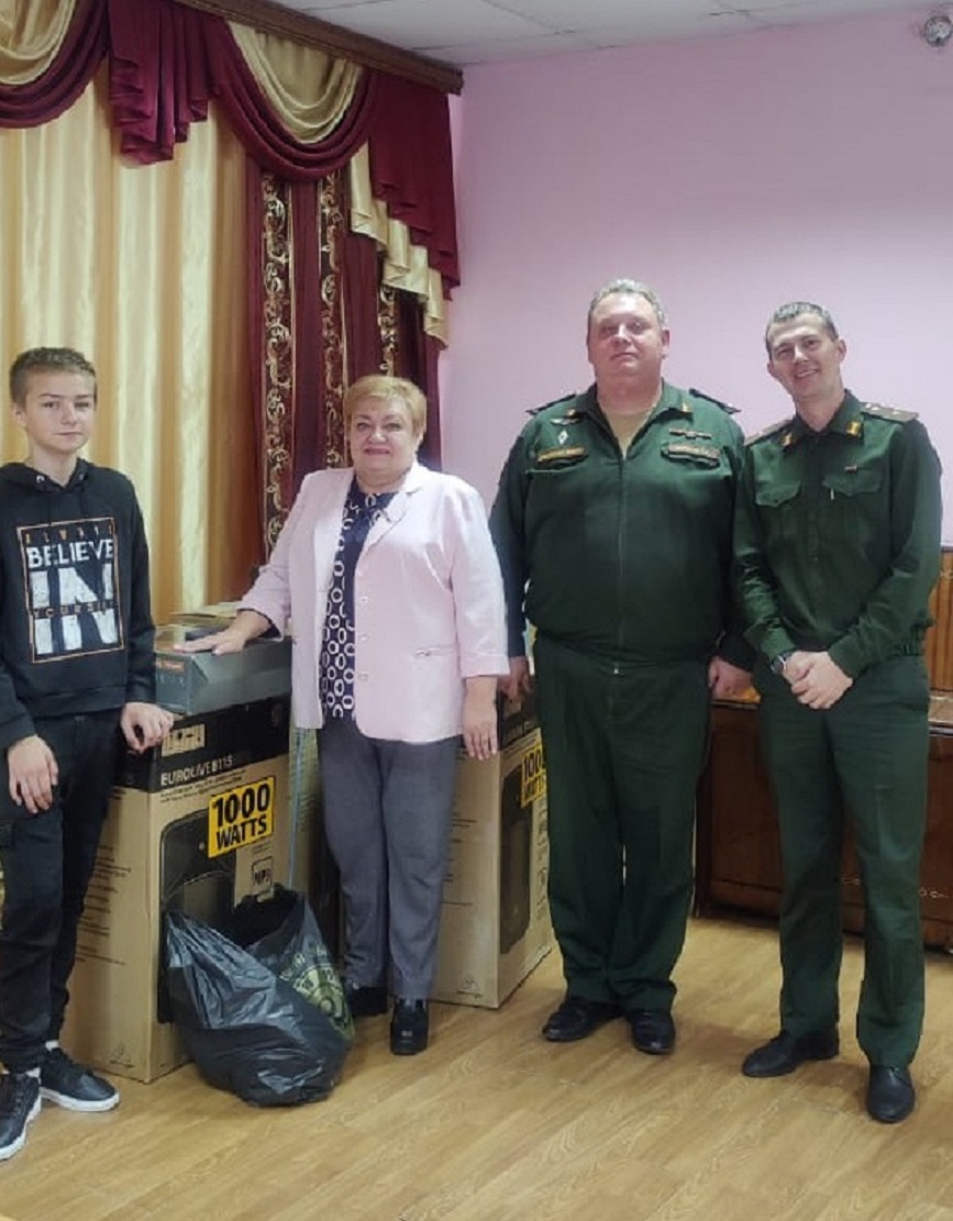 В Смоленской области военные следователи посетили подшефный детский дом-школу 